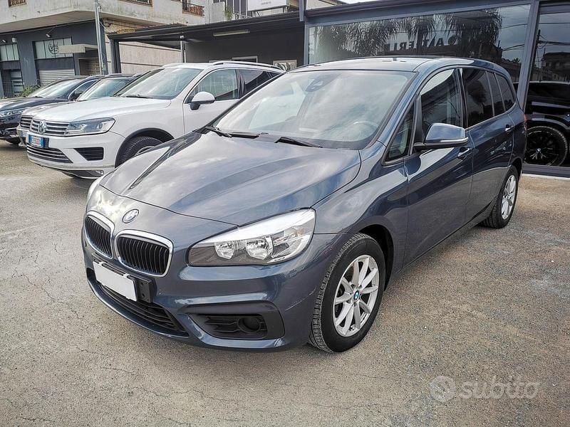Grigio Usata 2016 BMW 216 Active Tourer Advantage Monovolume | 7990 € (Super prezzo) - Immagine 1/4