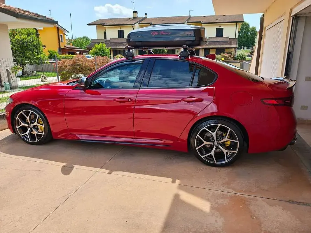 Usata Alfa Romeo Giulia Business 180 CV (132 kW) 2017 Rosso Berlina