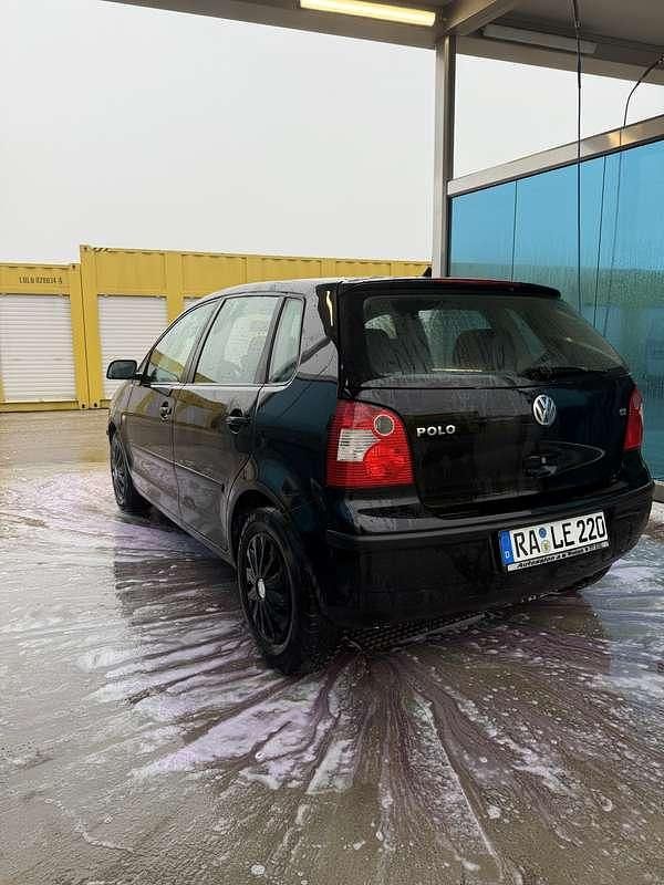 Usata VW Polo Comfortline 54 CV (39 kW) 2003 Berlina