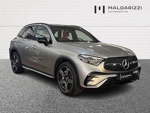 Usata Mercedes GLC220 AMG Line Premium 197 CV (144 kW) 2023 Argento SUV