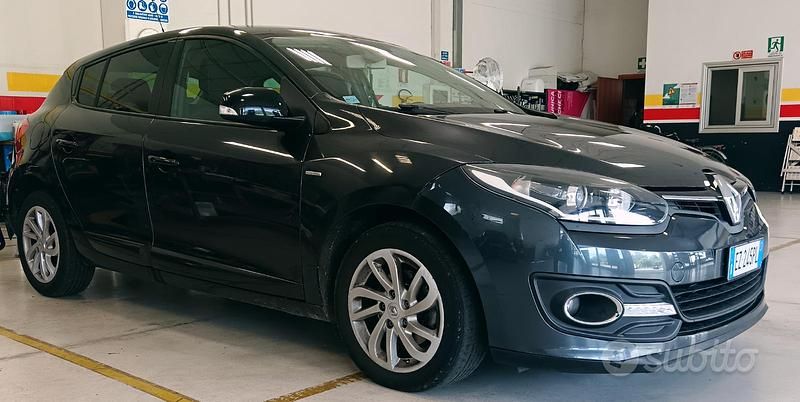 Usata Renault Mégane 110 CV (80 kW) 2015 Grigio Berlina