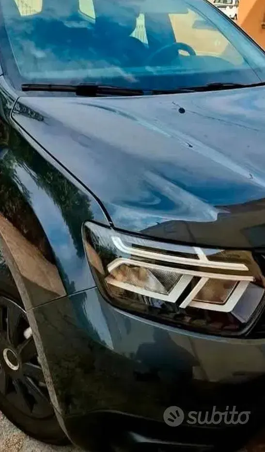 Usata Dacia Duster 101 CV (74 kW) 2023 Grigio SUV