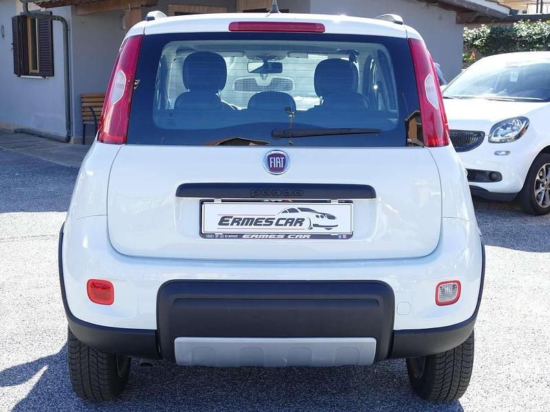 Usata Fiat Panda 4x4 S 95 CV (69 kW) 2018 Bianco Utilitaria