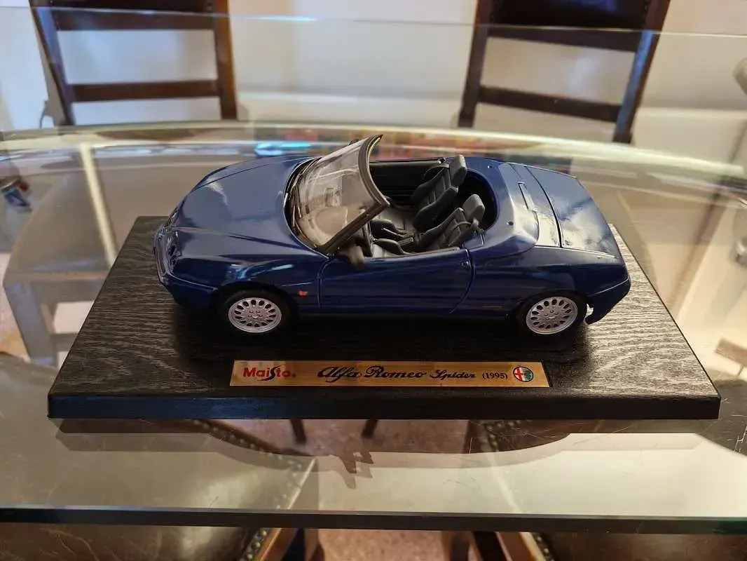 Usata Alfa Romeo Spider 155 CV (114 kW) 2000 Blu/azzurro Cabrio