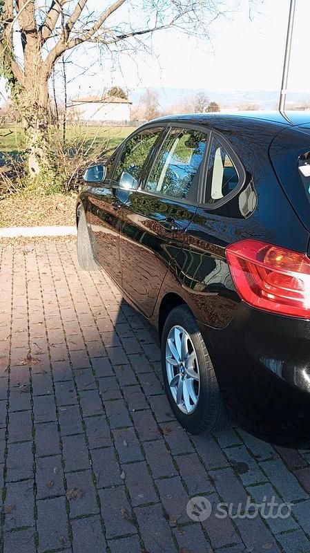 Usata BMW 216 Active Tourer 2017 Nero Monovolume
