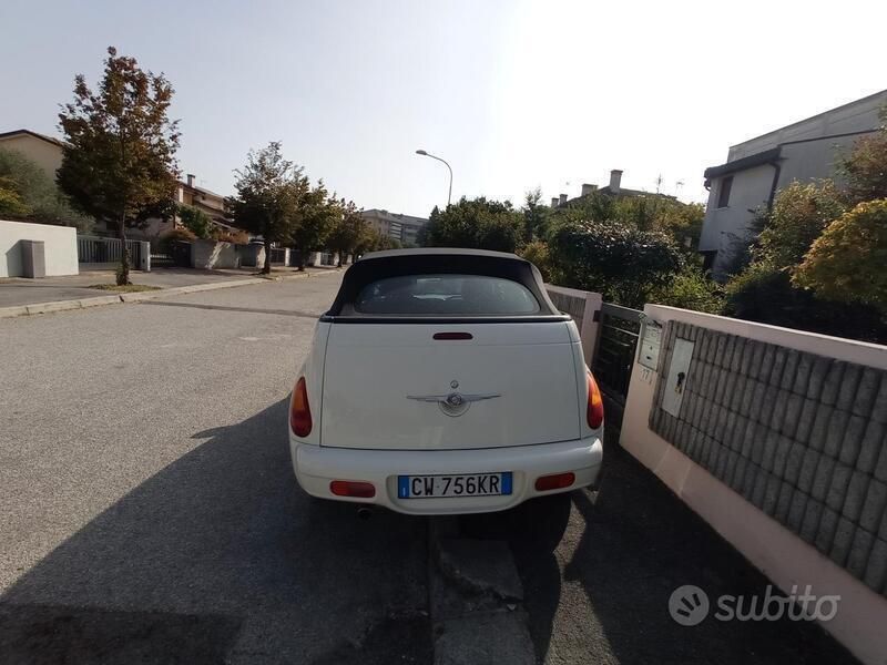 Usata Chrysler PT Cruiser 223 CV (164 kW) 2005 Bianco Utilitaria