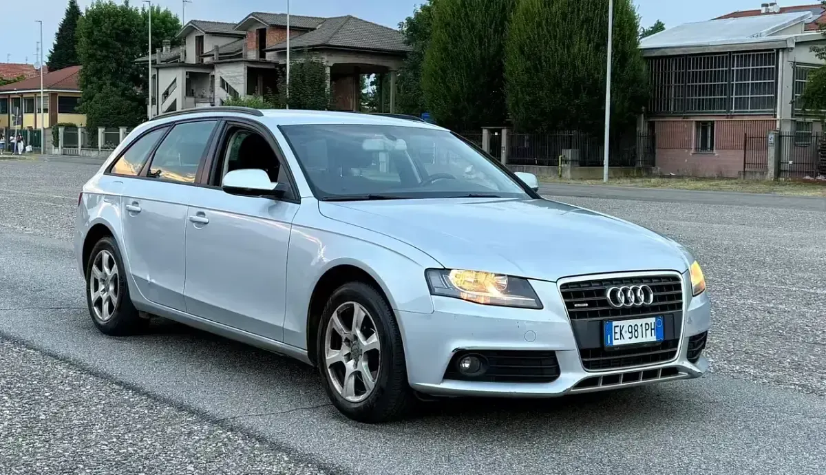 Usata Audi A4 Advanced 143 CV (105 kW) 2011 Argento Station wagon