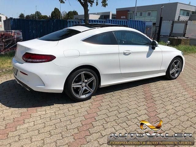 Usata Mercedes C180 Premium 156 CV (114 kW) 2016 Bianco Coupé