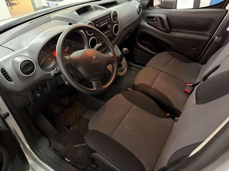 Usata Peugeot TePee 99 CV (72 kW) 2017 Grigio Station wagon