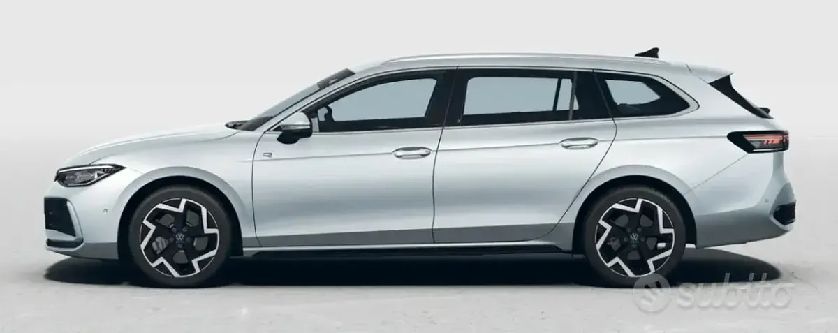 Nuova VW Passat R-line Plus 193 CV (141 kW) 2026 Grigio Station wagon