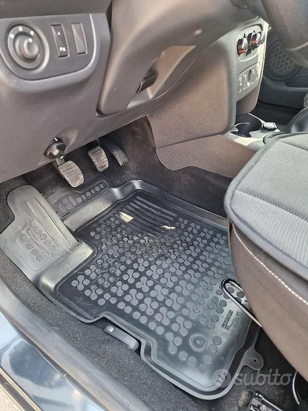 Usata Dacia Sandero 75 CV (55 kW) 2020 Berlina