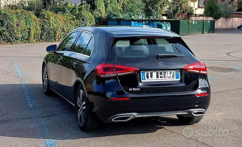 Usata Mercedes A160 Business 109 CV (80 kW) 2021 Nero Berlina
