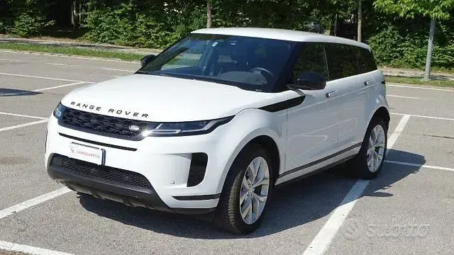 Usata Land Rover Range Rover evoque R-Dynamic 163 CV (119 kW) 2022 Bianco SUV