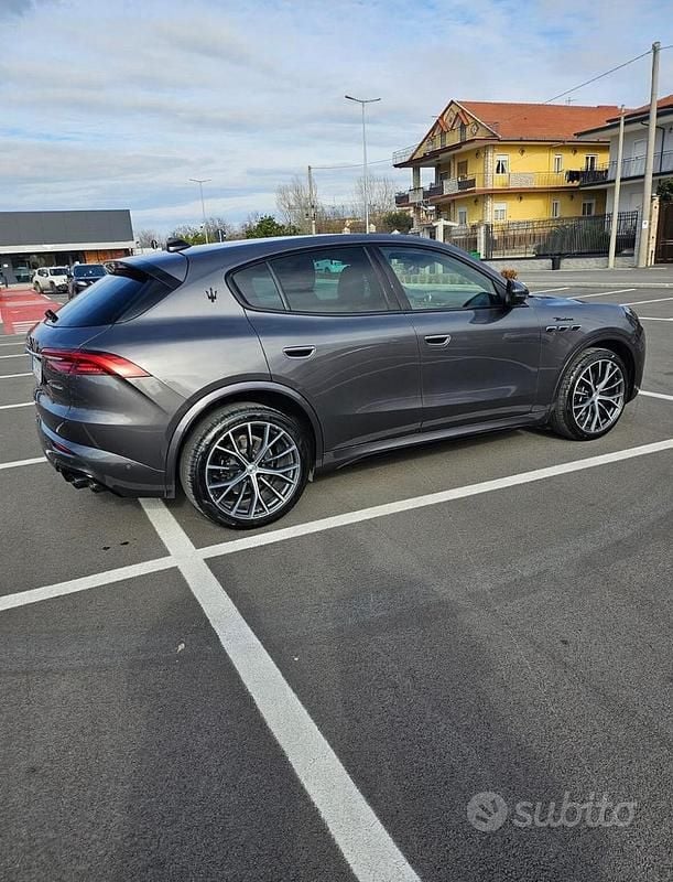 Usata Maserati Grecale 330 CV (242 kW) 2023 Grigio SUV