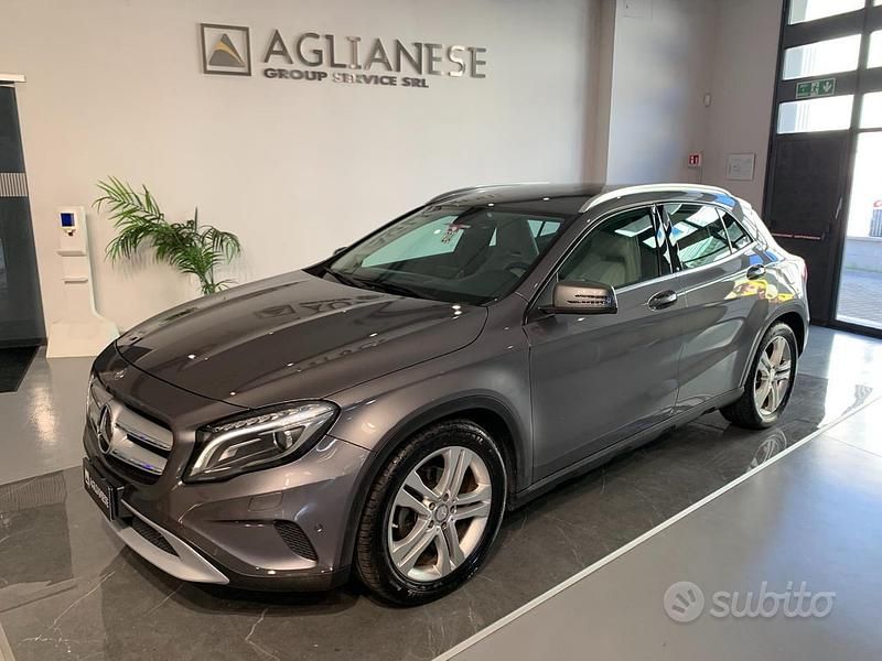 Usata Mercedes GLA220 Premium 170 CV (125 kW) 2015 Grigio SUV