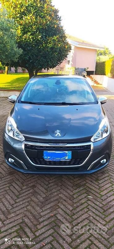 Usata Peugeot 208 2016 Grigio Utilitaria