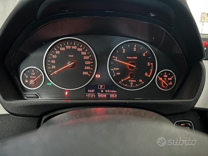 Usata BMW 318 143 CV (105 kW) 2014 Nero Station wagon