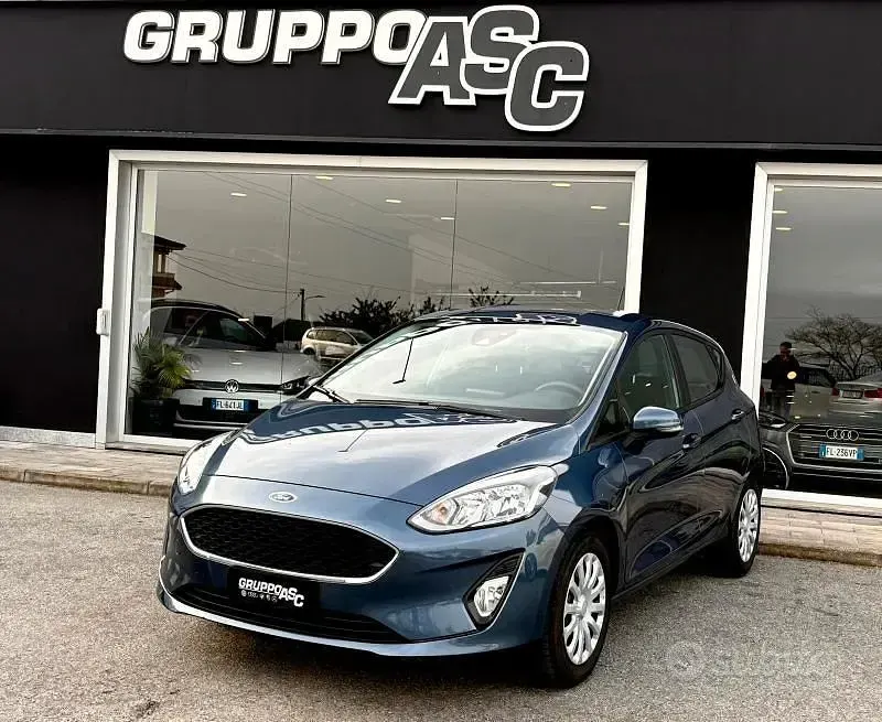 Usata Ford Fiesta Titanium 86 CV (63 kW) 2019 Blu Utilitaria