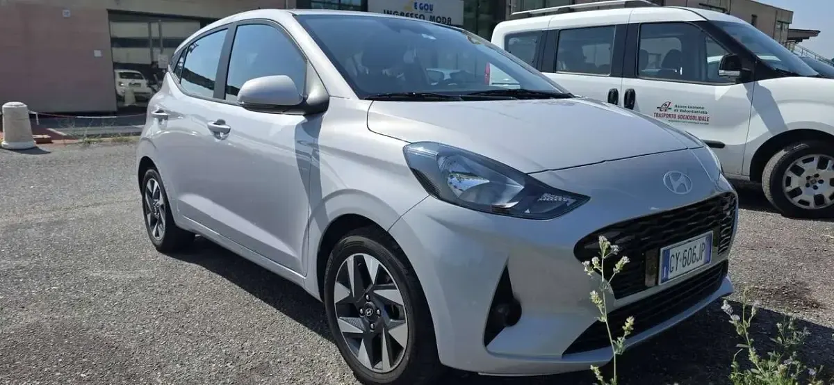 Usata Hyundai i10 63 CV (46 kW) 2025 Other Utilitaria