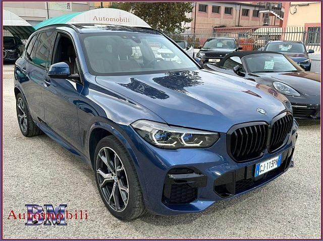 Usata BMW X5 M Sport 286 CV (210 kW) 2022 Blu/azzurro(met.) SUV