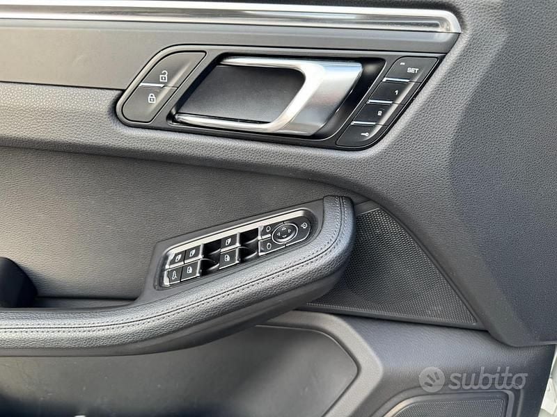 Usata Porsche Macan Chrono 2023 Bianco SUV
