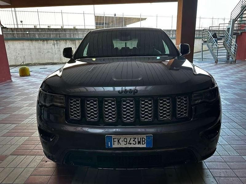 Nero Usata 2017 Jeep Grand Cherokee Limited SUV | 14.000 € (Ottimo prezzo) - Immagine 1/4