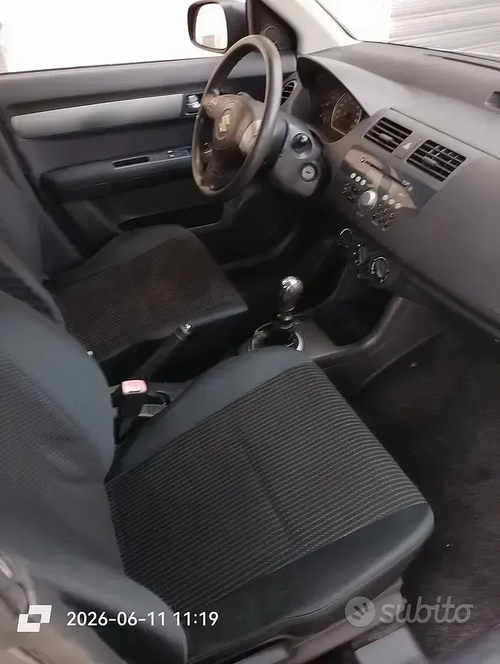 Usata Suzuki Swift 2007 Grigio Utilitaria