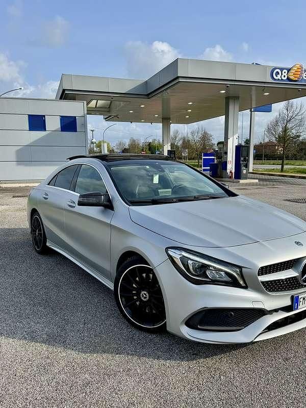 Usata Mercedes CLA220 AMG line 177 CV (130 kW) 2017 Grigio Berlina