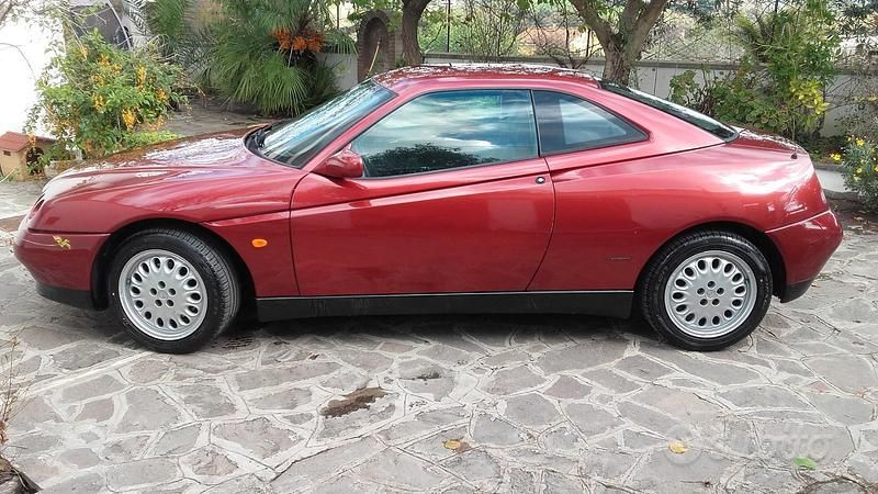 Usata Alfa Romeo GTV 1996 Rosso Coupé