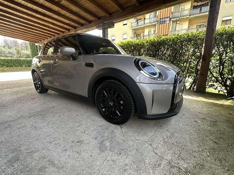 Usata Mini ONE Business 102 CV (75 kW) 2021 Utilitaria