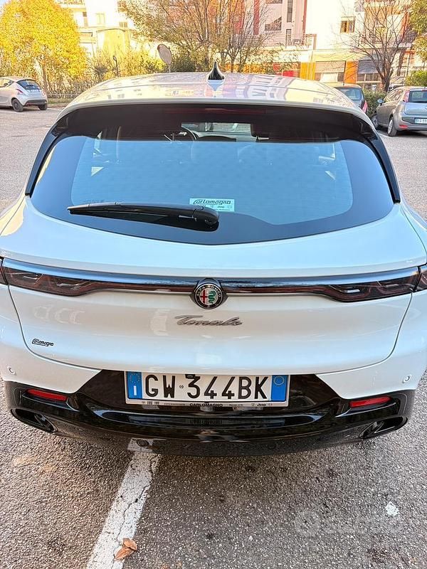 Usata Alfa Romeo Tonale 131 CV (96 kW) 2024 Bianco SUV