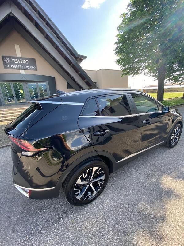 Usata Kia Sportage 186 CV (136 kW) 2023 Nero SUV