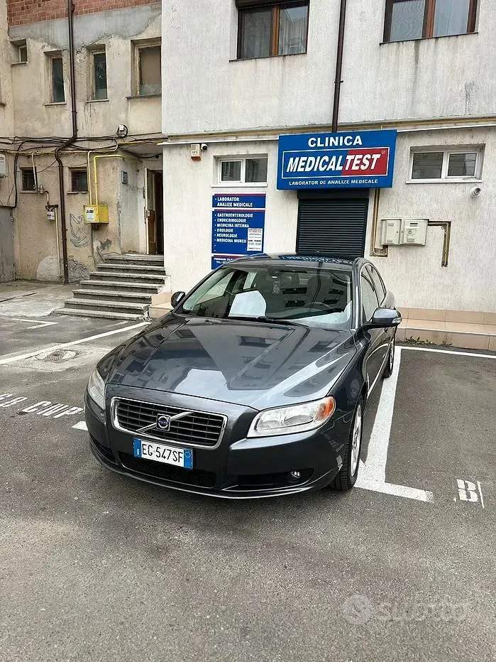 Usata Volvo S80 163 CV (119 kW) 2011 Grigio Berlina