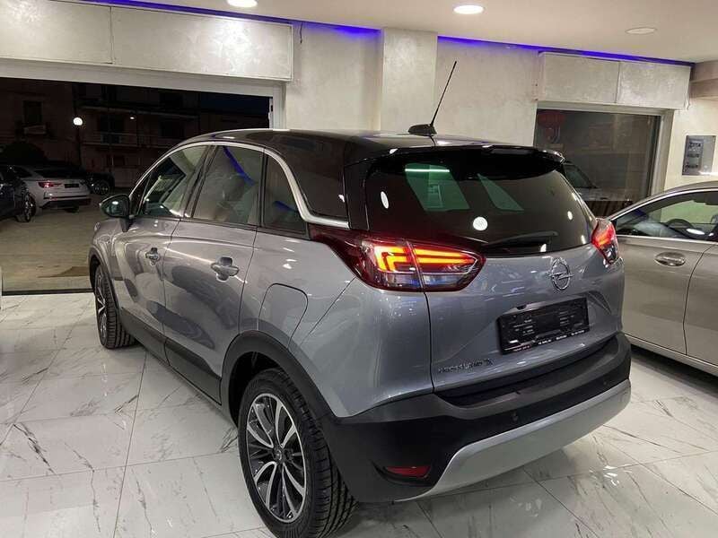 Usata Opel Crossland X Ultimate 120 CV (88 kW) 2020 Dark metal grey SUV