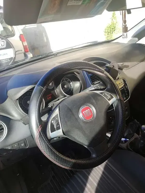 Usata Fiat Grande Punto Active 77 CV (56 kW) 2011 Utilitaria