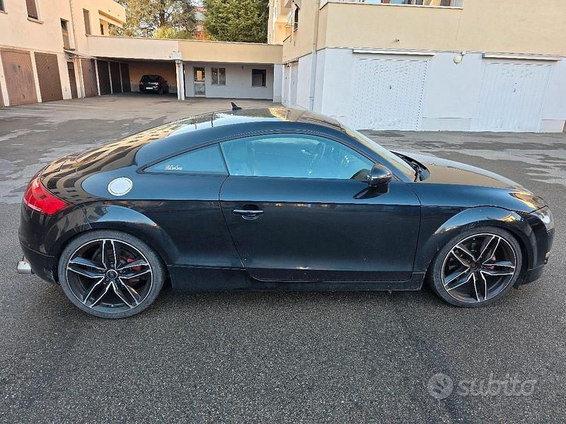 Second-hand Audi TT 230 CP (169 kW) 2008 Negru Coupe