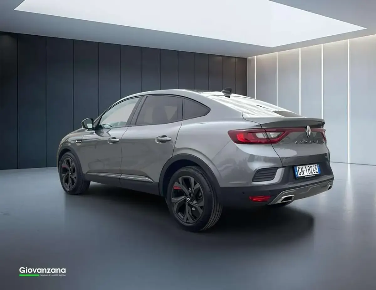 Usata Renault Arkana R.S. 143 CV (105 kW) 2023 Grigio grafite SUV