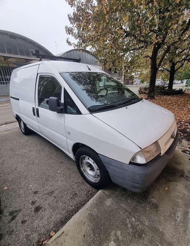 Usata Fiat Scudo 94 CV (69 kW) 2002 Furgone