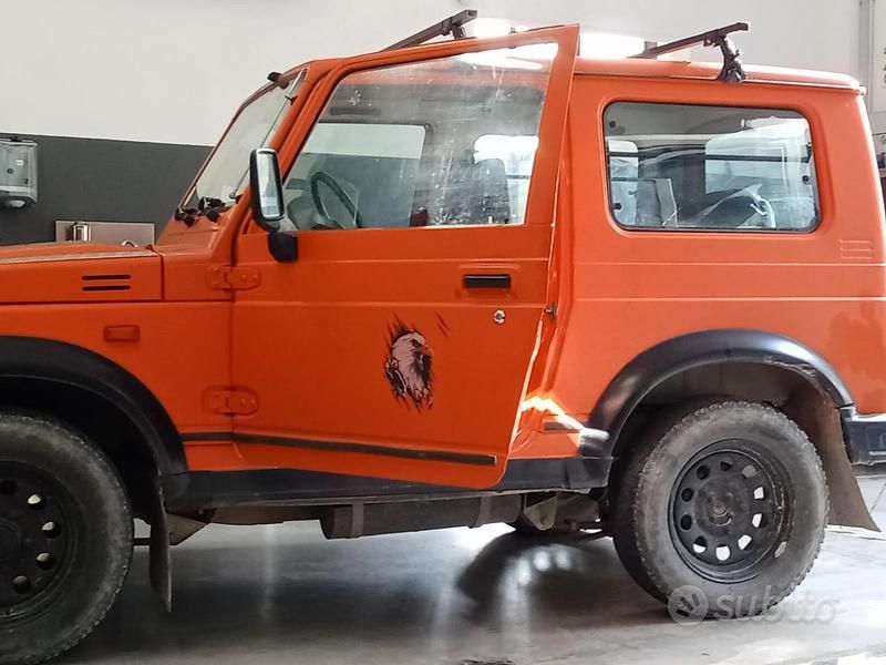 Usata Suzuki Samurai 64 CV (47 kW) 1998 Rosso SUV
