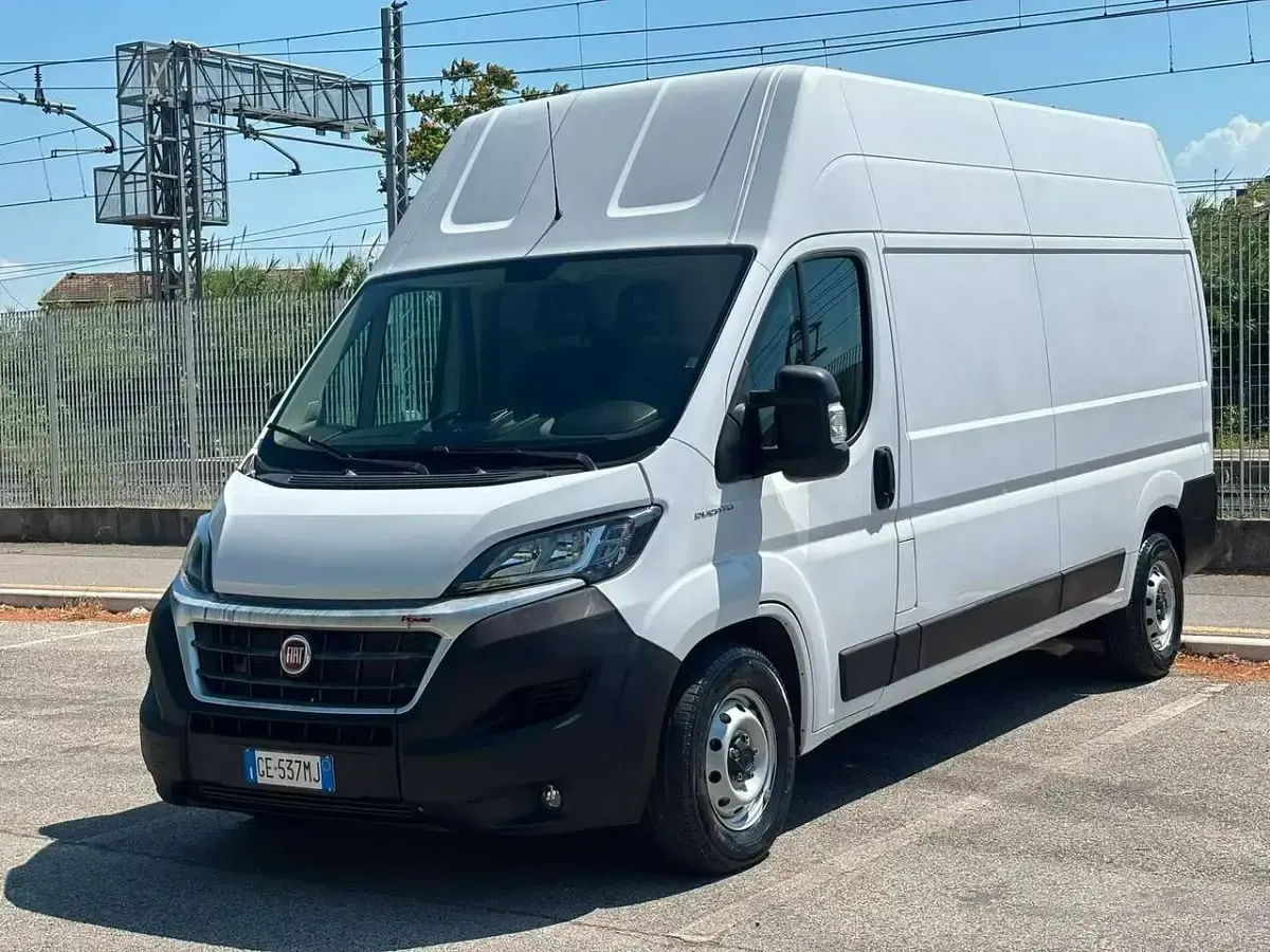 Usata Fiat Ducato 160 CV (117 kW) 2021 Bianco Furgone