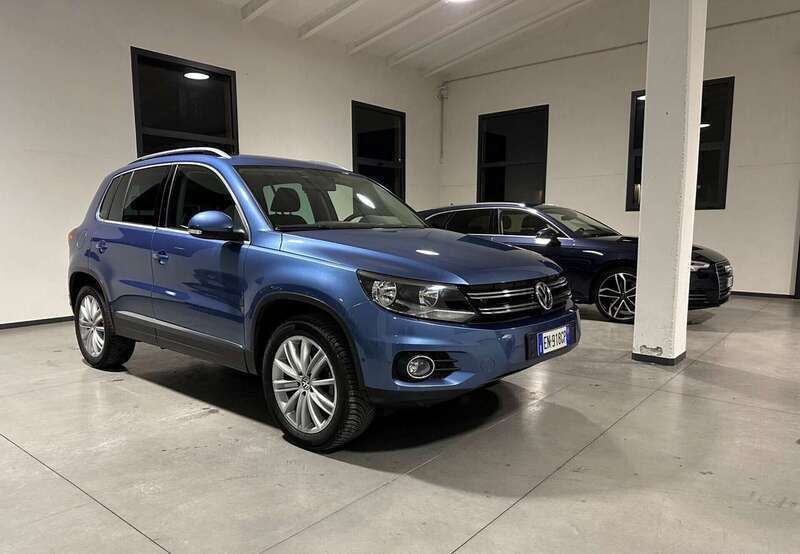 Usata VW Tiguan Sportline 140 CV (102 kW) 2012 Blu SUV