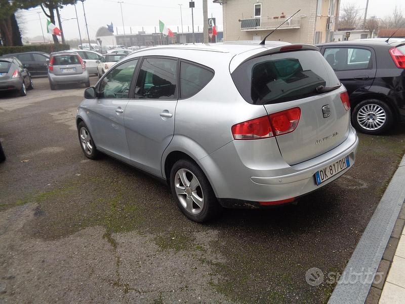 Usata Seat Altea Reference 105 CV (77 kW) 2007 Grigio Monovolume