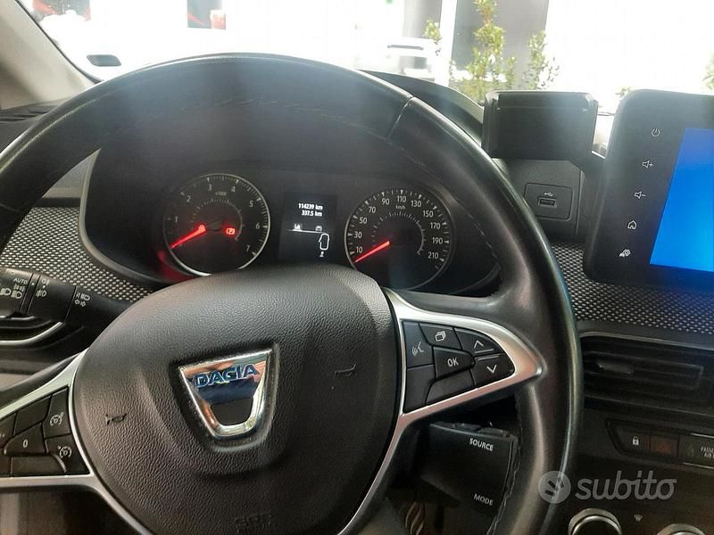 Usata Dacia Jogger 110 CV (80 kW) 2022 Grigio Monovolume