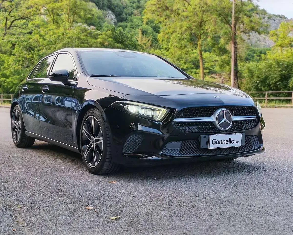 Usata Mercedes A220 190 CV (139 kW) 2019 Nero Berlina