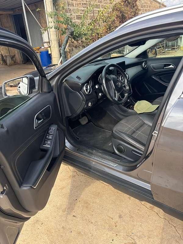 Usata Mercedes GLA200 Executive 136 CV (100 kW) 2015 SUV