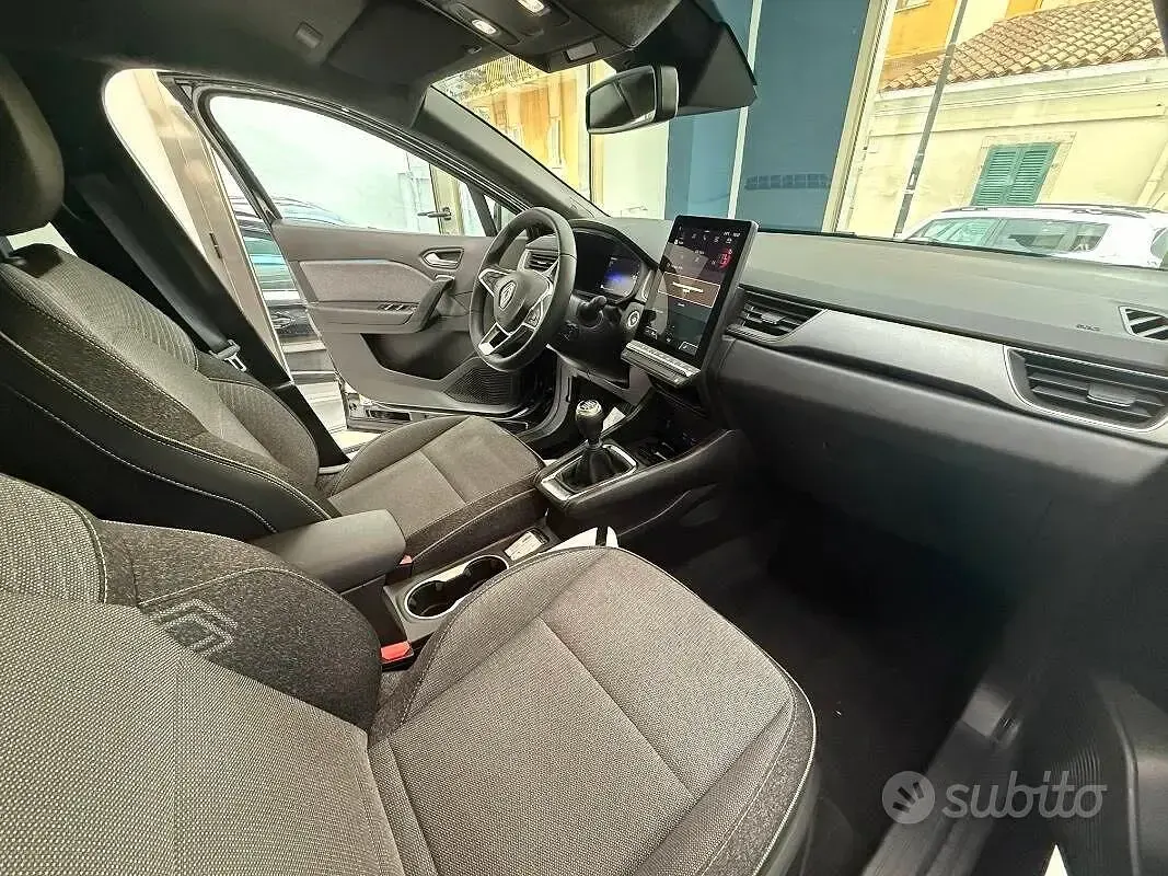 Usata Renault Captur Techno 90 CV (66 kW) 2025 Nero SUV