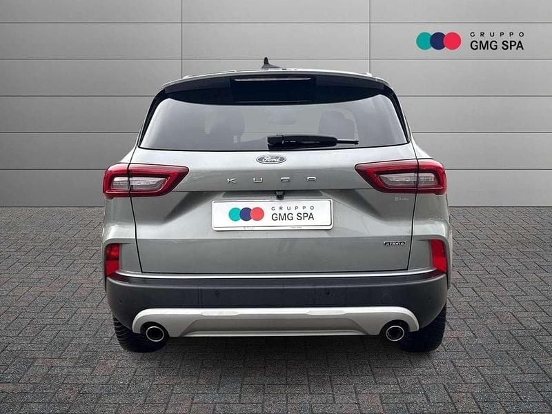 Begagnad Ford Kuga Titanium 243 HK (178 kW) 2024 Silver SUV