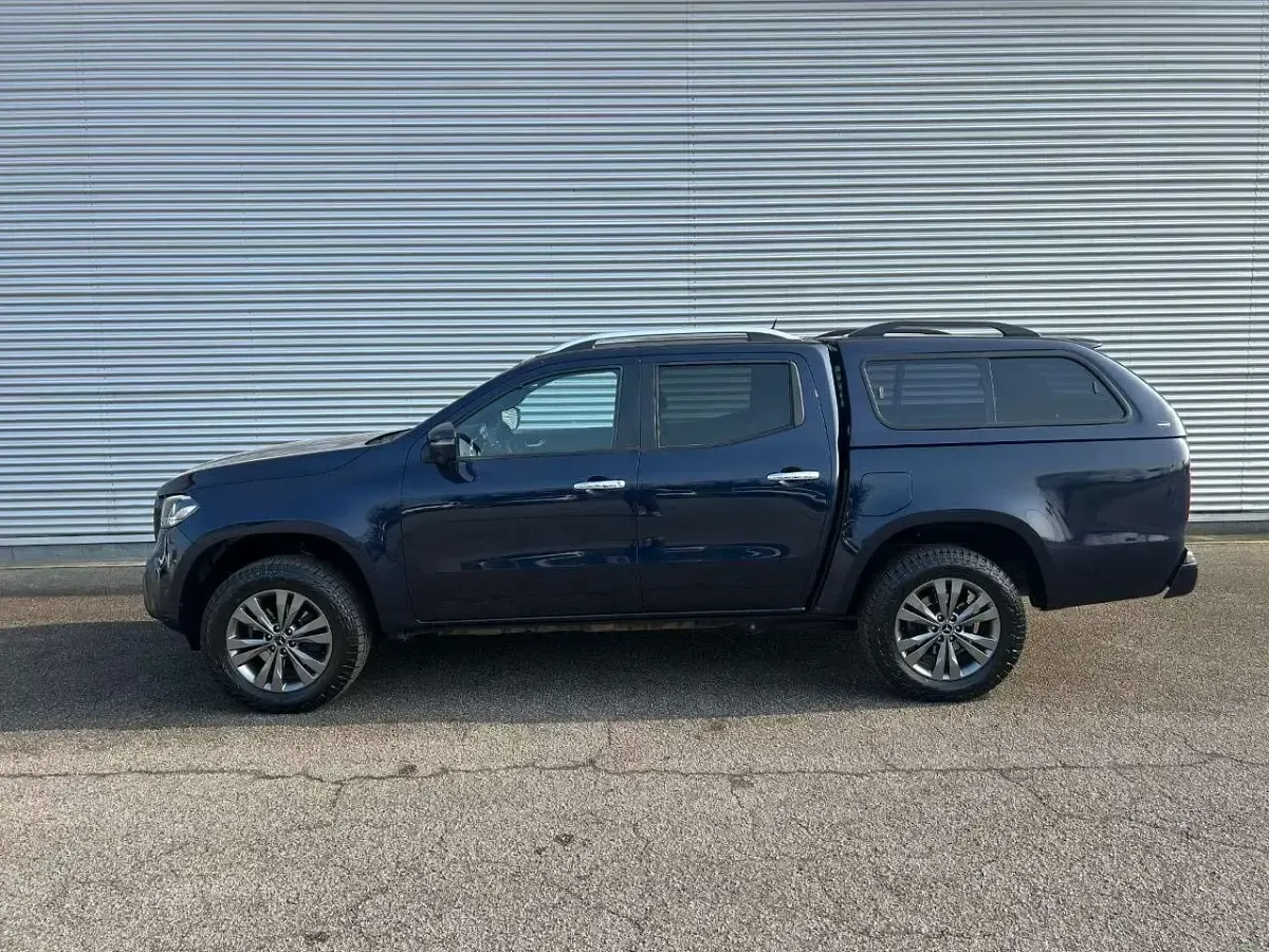 Usata Mercedes X250 190 CV (139 kW) 2019 Blu Pick-up