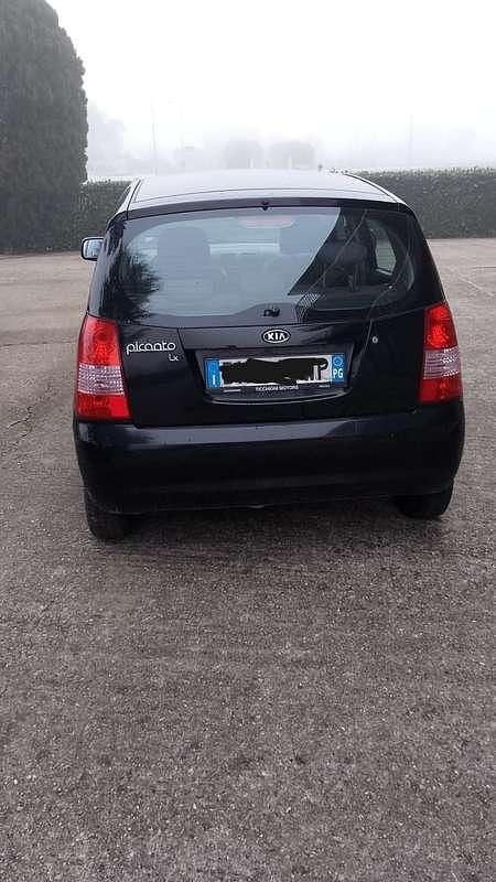 Usado Kia Picanto LX 60 CV (44 kW) 2007 Utilitario