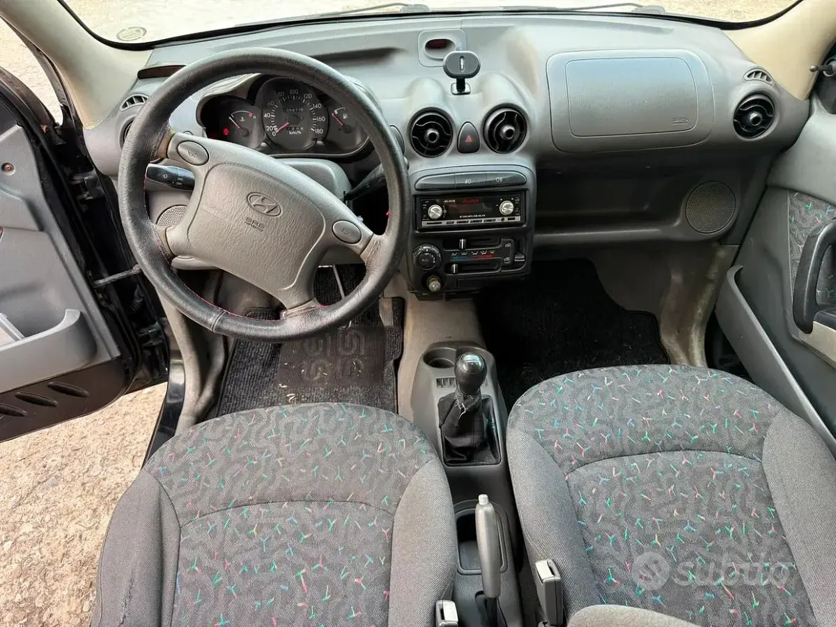 Usata Hyundai Atos 55 CV (40 kW) 2000 Nero Utilitaria